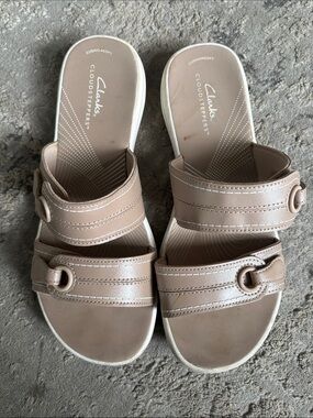 Clarks Tan Cloudsteppers Slide Sandals with Dual Straps